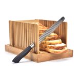 Coupe pain en bois de bambou