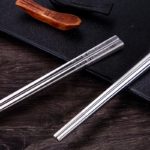 Baguettes chinoises élégantes en acier inoxydable – Gris