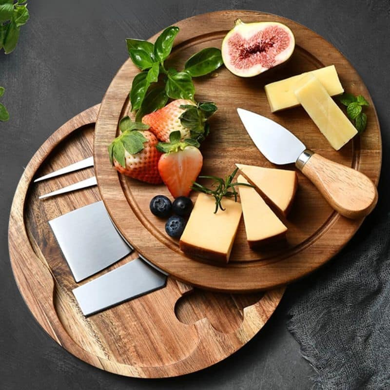 Planches à fromage ronde et couteaux